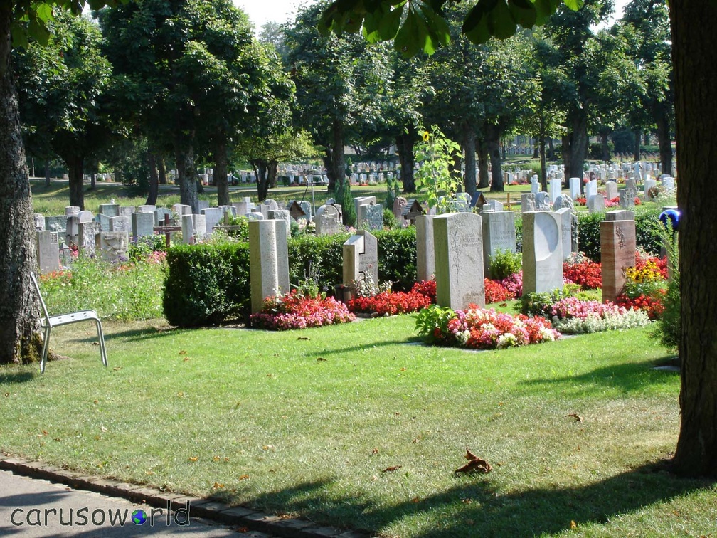 schosshaldenfriedhofbern01.jpg